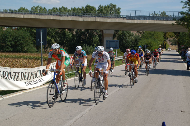 gal/2007/17 - Fondo Valdarbia - Arrivo lungo/DSC_1596-01.jpg